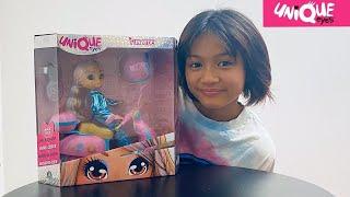 Unique Eyes Fashion Doll and Fun Ride Scooter Playset