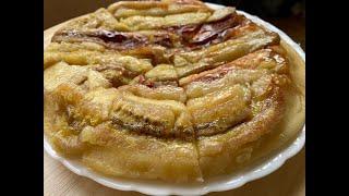 Banana pie in a frying pan. A very simple and delicious recipe