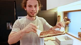 Australian makes Nanaimo Bars and Taste Test!