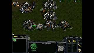 StarCraft: Brood War - 1 Terran vs 7 zerg (vs 7 computers ) Map: Big Game Hunters