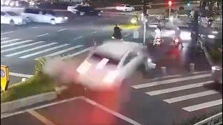 [慎入] 2024-8-02; 20:40，中国深圳市龍崗區發生一宗奪命車禍，造成2人死亡、5人受傷。