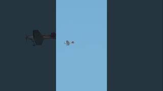 Plane's Wild Aerobatic Maneuvers Will Blow Your Mind!