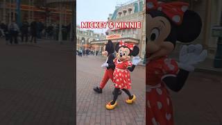 #disneylandparis #dlp #disneyparks #disneycharacters #mickey #minnie #shorts #couplegoals #paris