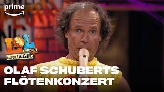 Olaf Schubert gibt ein Flötenkonzert | Last One Laughing Halloween-Special 