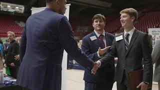 Students make valuable job connections at the Career Fair | The University of Alabama