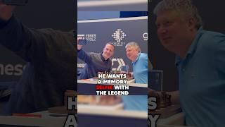 Chess Player WANTS a SELFIE with LEGEND AFTER the GAME