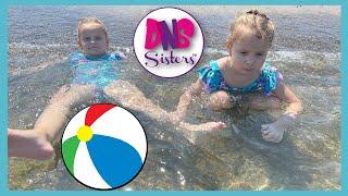 FINALLY AT THE BEACH - FUN VIDEOS FOR KIDS