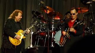 Joe Bonamassa & Bernie Marsden - All Aboard - 10/31/15 Brighton Centre - Brighton, England