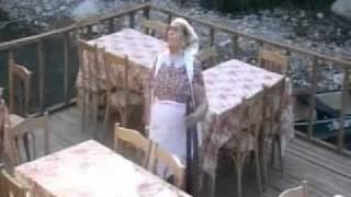 Nancy Ajram With Fans -  Making Of Sheikh El Shabab