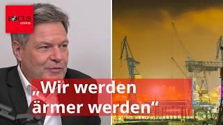 „Wir werden ärmer werden“: Hier gibt Robert Habeck den „kardinalen Fehler“ zu