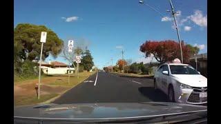 BAD Driving Australia - 60 seconds of Bad Driving 31