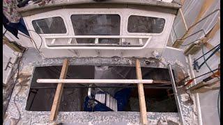 Now there's an even BIGGER hole in our boat!! - The Restoration of SY Carla part 6