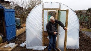 Erection of a Polytunnel in 6 Minutes ?  Really???