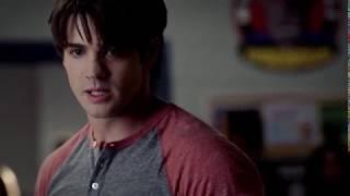 Best school fight scene Vampire Diaries Jeremy Gilbert school fight scene.