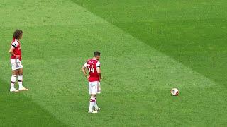 Arsenal - Top 30 Free Kicks