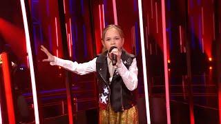 @EmmaKokOfficial singing This Is Me - Keala Settle | The Voice Kids Final