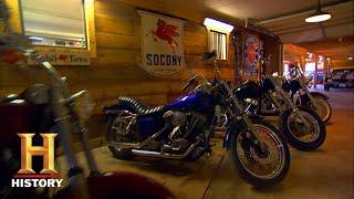 American Pickers: Harley Honey Hole in a Huge Barn (Season 5) | History