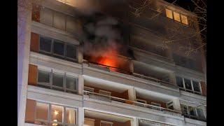 Mindelheim | Flammen schlagen aus Hochhaus - Akku explodiert