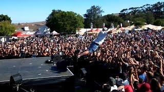 Stage Dive Fail at #HuaweiKDay