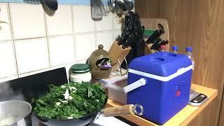 Cooking with Violet Vixen episode 498 ricotta and spinach pizza