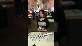 全球最大的翡翠市场现场淘货，袋袋有钱喜欢吗？#翡翠 #翡翠臺 #翡翠挂件 #珠宝 #珠宝玉石 #珠宝翡翠 #玉 #jade #2023