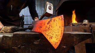 Making a Mexican axe.