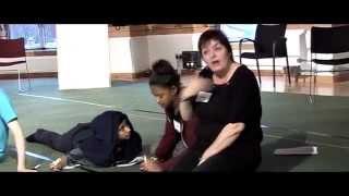 Teaching Shakespeare | Introducing Iambic Pentameter | Royal Shakespeare Company