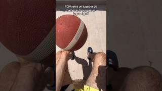 POV: eres un jugador de baloncesto y pruebas jugar al golf