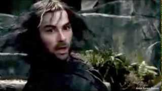 Aidan Turner as Kili damsel in distress