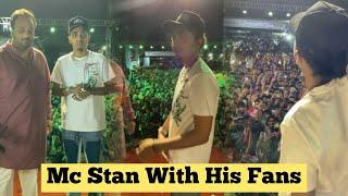 Indian Rapper Mc Stan के Stage पर आते ही Fans ने मचाया शोर || Cute Moments️