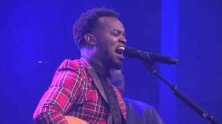 Travis Greene - Made a Way (Live)