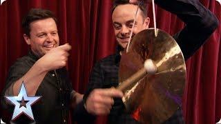 Stephen challenges Ant & Dec to a tense game of Yes / No | Auditions | BGMT 2019