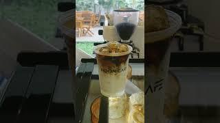 busy day? #coffee time #barista #oppa #tagaytay #vlog #mendez #latteart #cafe #nooncafe #pogi