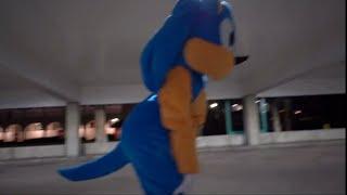 SONIC.EXE Twerks and then attacks Arcade Craniacs