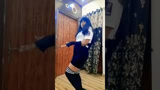 "PINK VENOM" dance cover by Divya Tomar #kpop #shorts #pinkvenomchallenge #pinkvenom #blackpink