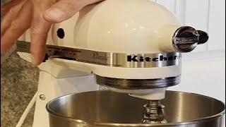 KitchenAid Classic Series 4 5 Quart Tilt Head Stand Mixer K45SS Review