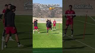 Camilo Vargas con chilena en entrenamiento #Atlasfc #atlas #rojinegros #LigaMX #futbol