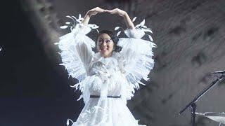 Oscars: Stephanie Hsu’s Performance Recreates Everything Everywhere All at Once