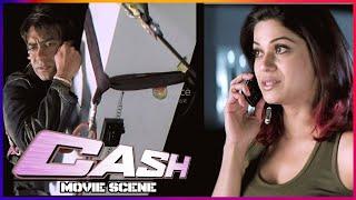 Ajay Devgn almost falls on Shamita Shetty's Car | Cash | Movie Scenes | Anubhav Sinha