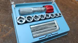 1960's Shelton VersaTool USA 1/4" Cast Zinc Ratchet Screw Driver Utility Socket Set Review