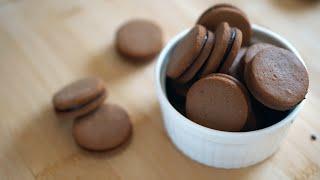 Chocolate Sandwich Cookies with chocolate filling | 巧克力夹心饼干