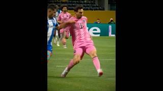 Messi Shows How To Score 