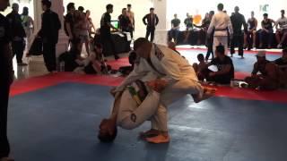 SBJJC 2014: Purple Belt Heavyweight Absolute Semi Final | Erikson Takeushi vs Konstantine Meinchenko