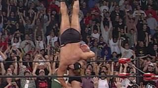 Goldberg defeats Big Show