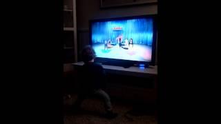 Mathias danser til Disney