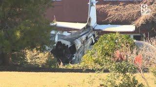 Aviation expert and former News 8 reporter weighs in on plane crash