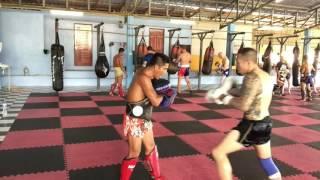 Pad rounds with P'Chit from Yodyut Muay Thai Koh Samui