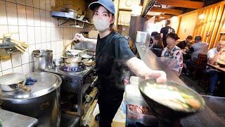 A high-speed udon restaurant where the owner remembers the orders of more than 100 people.