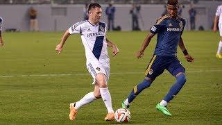 Robbie KEANE scores a goal from distance vs Galaxy II | GOAL