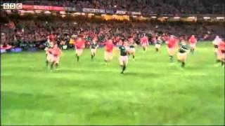 Bowe Gathers.  Tommy Bowe's Grand Slam winning try for Ireland, with Jim Neilly on commentary